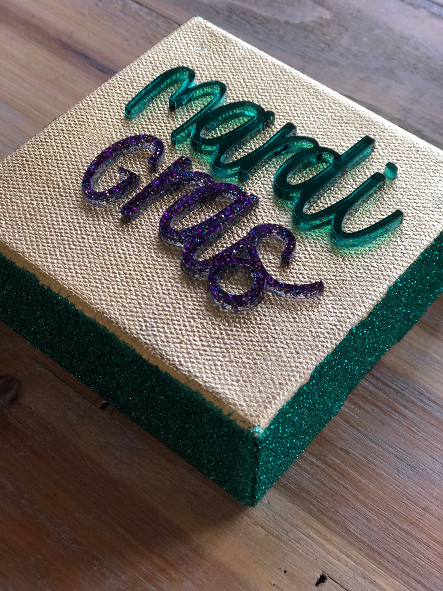 Pardi Gras and Green Mardi Gras Mini 1