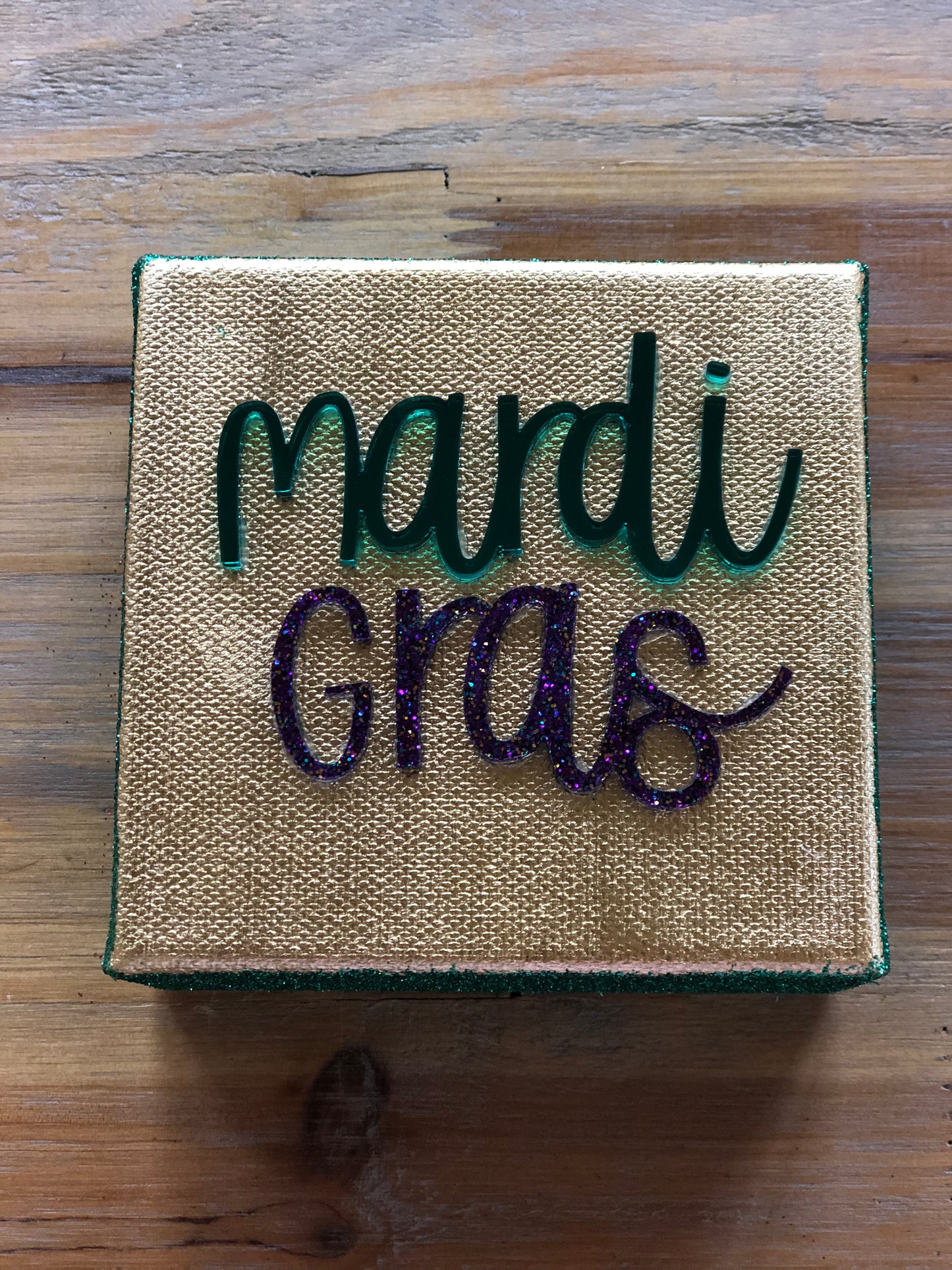 Pardi Gras and Green Mardi Gras Mini 1