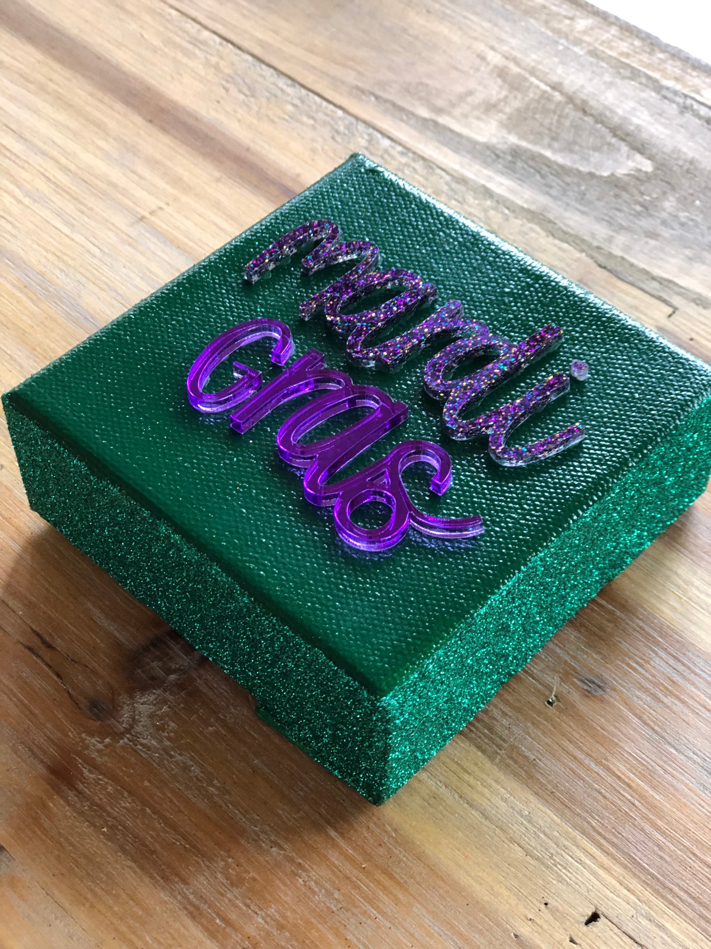 Pardi Gras and Purple Mardi Gras Mini